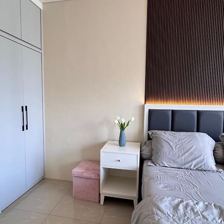 Nagoya Thamrin Apartment High Floor With View Экстерьер фото