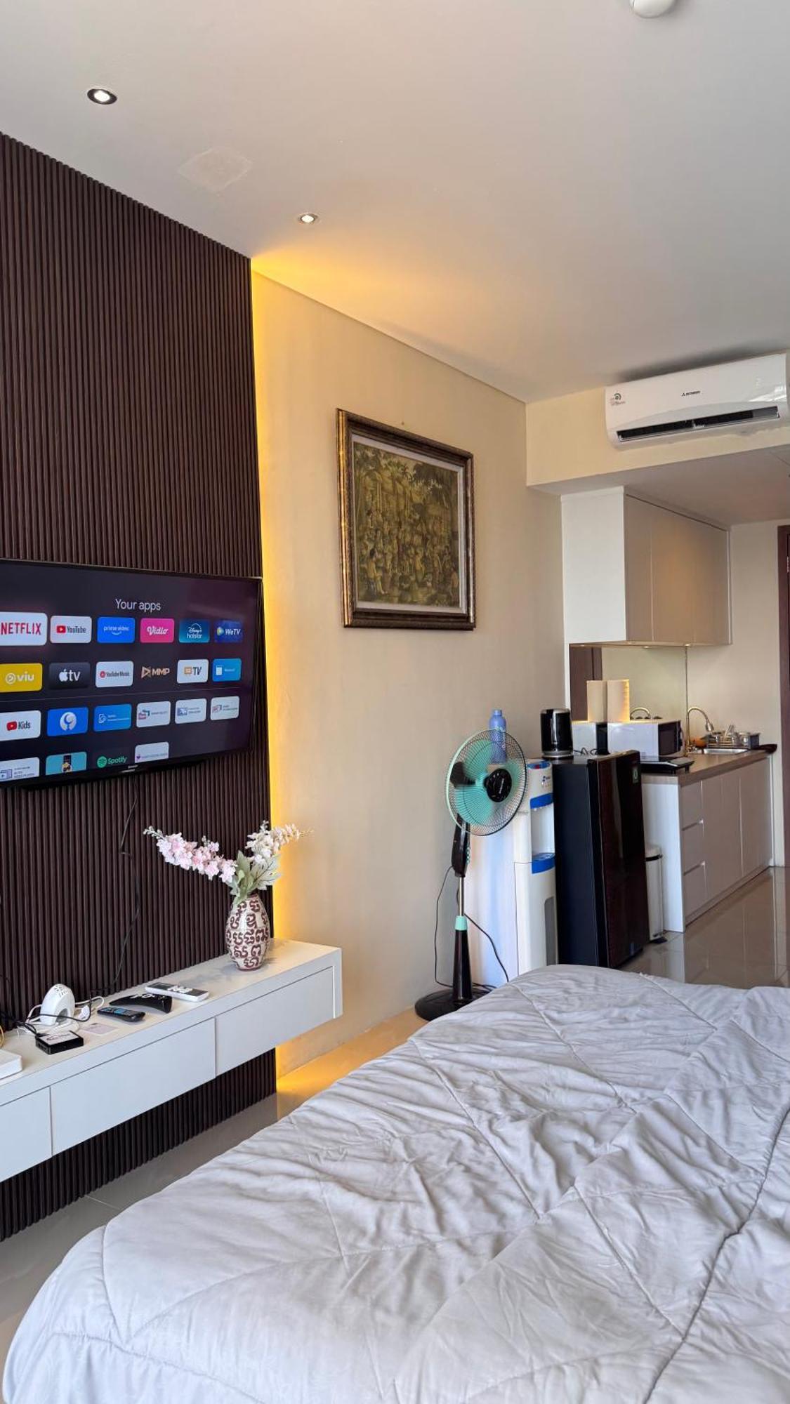 Nagoya Thamrin Apartment High Floor With View Экстерьер фото