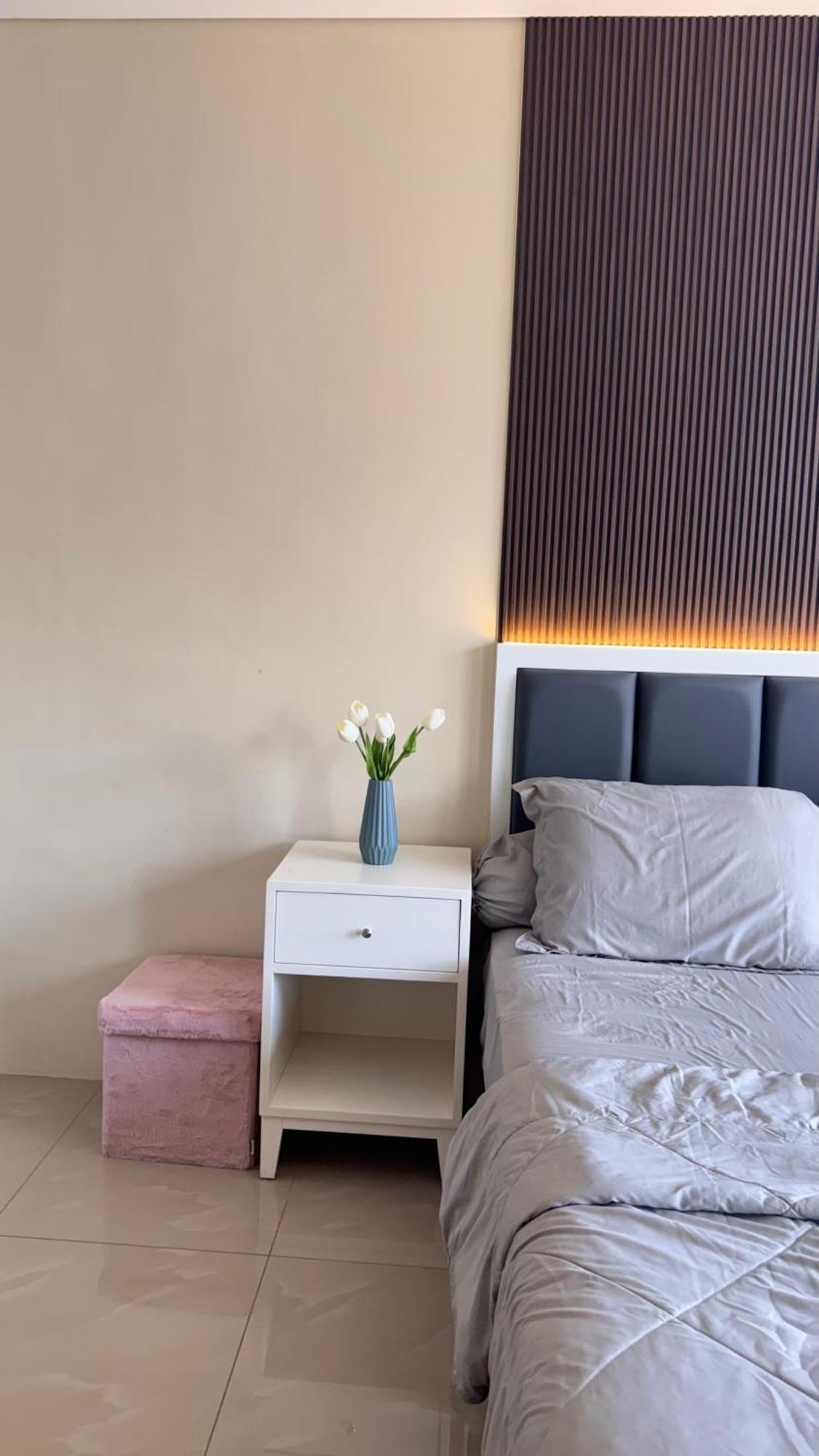 Nagoya Thamrin Apartment High Floor With View Экстерьер фото
