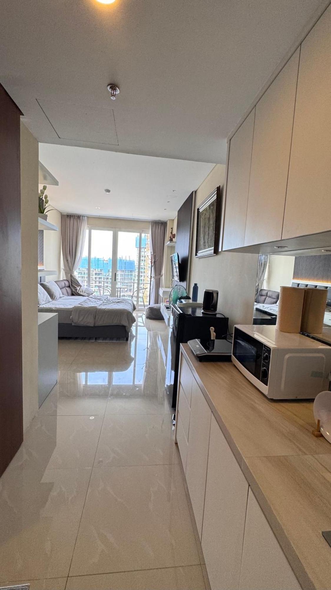 Nagoya Thamrin Apartment High Floor With View Экстерьер фото