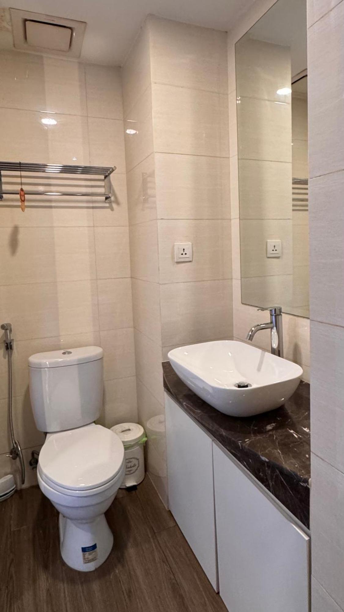Nagoya Thamrin Apartment High Floor With View Экстерьер фото